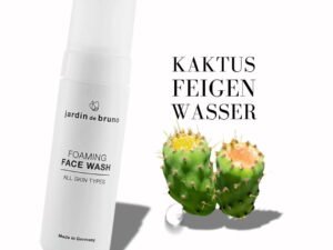 Foaming Face Wash mit Kaktusfeigenwasser.